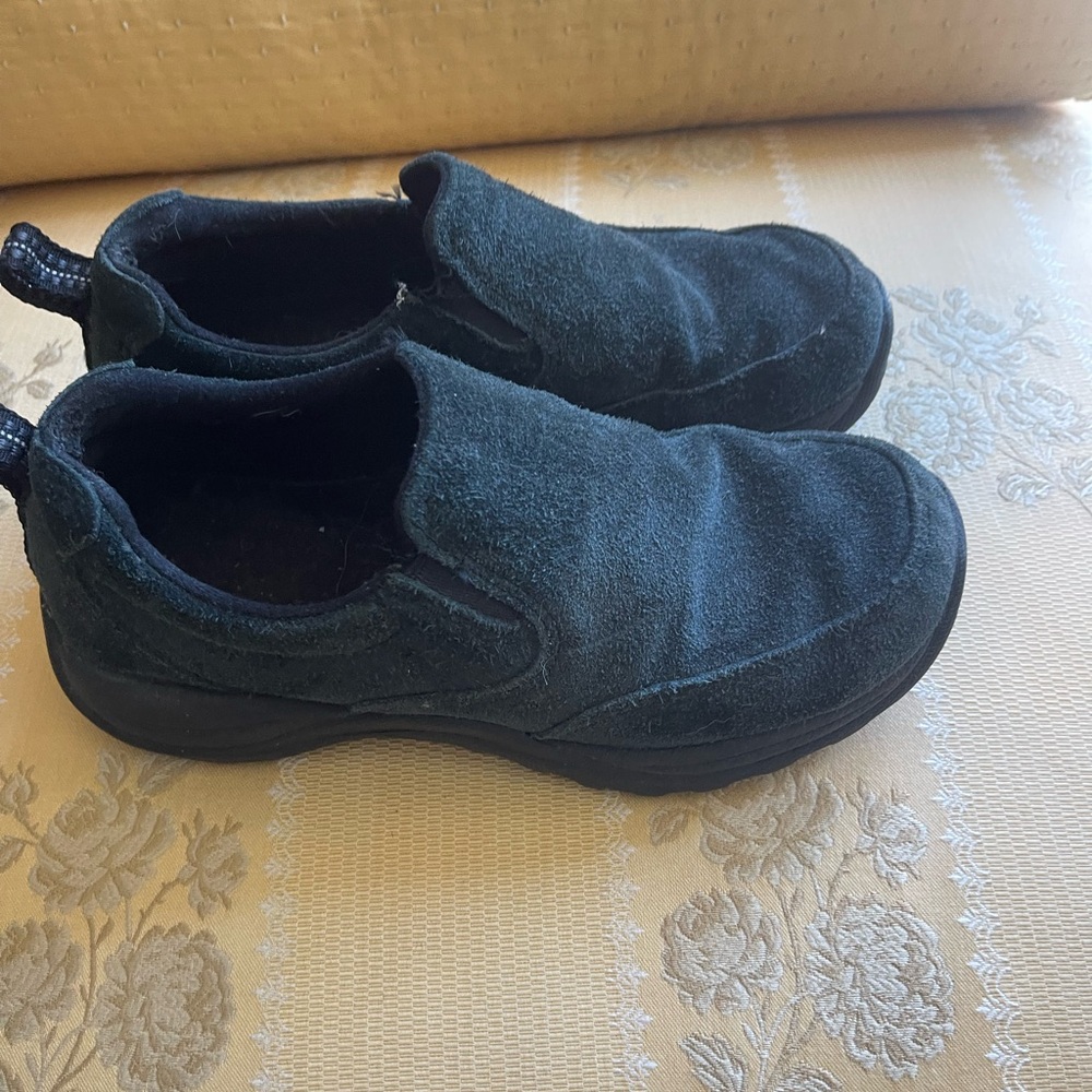 L.L. Bean black slip loafers